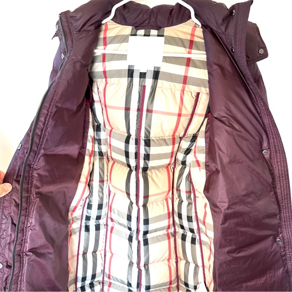 BURBERRY gorgeous warm down puffer coat. Plum color.  size 14y or 164 cm. - Picture 9 of 12